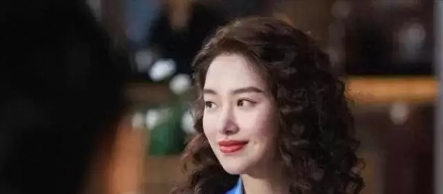 周媚坠楼与赵兰心怀孕引爆《孤烟》剧情转折点 _ 相关图片
