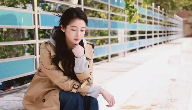 关晓彤林一主演《我与爱同谋》官宣开机，刘奕君王鸥加盟都市奇幻情感剧 _ 相关图片